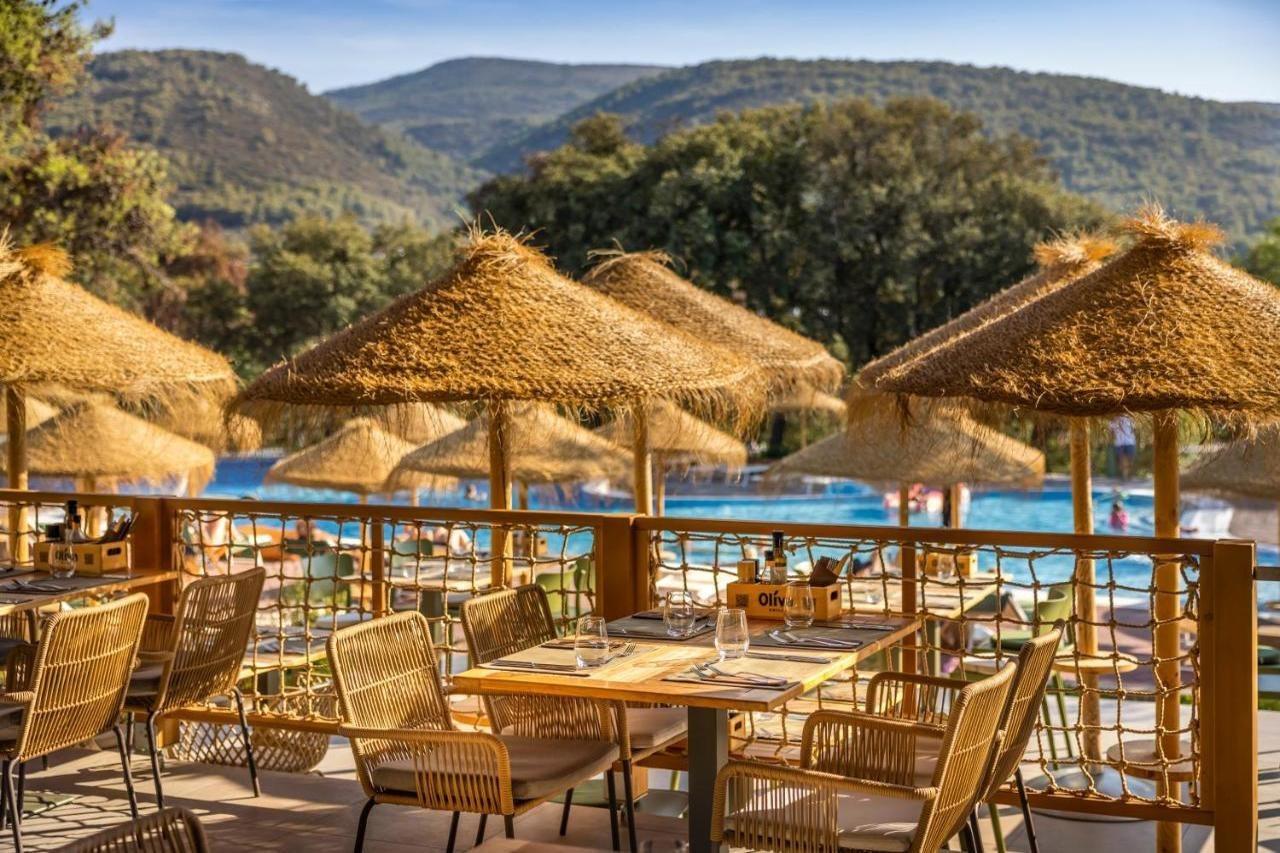 Trim Sunny Apartments By Valamar Stari Grad  Bagian luar foto